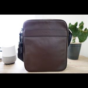 Men’s Coach Charles Crossbody Flight Bag mohogany